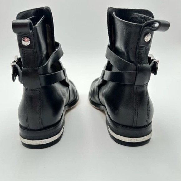 MICHAEL MICHAEL KORS
Arley Leather Ankle Boot Size 6.5 - Picture 7 of 10